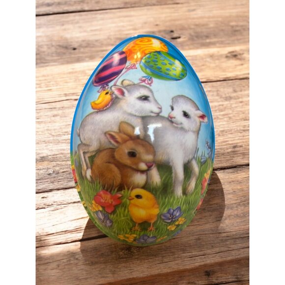 Vintage Easter Egg Plastic Candy Holder Sheep 6"x4" - Picture 1 of 7